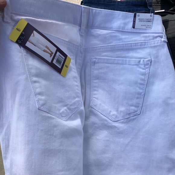 Costco Jeans - Picture 3 of 16